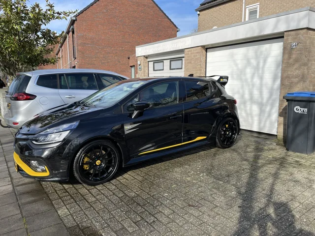 Renault Clio R.S.18 · 38
