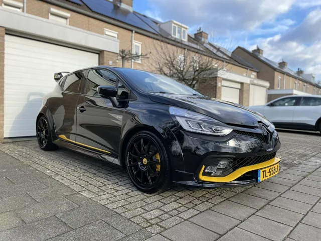 Renault Clio R.S.18 · 40