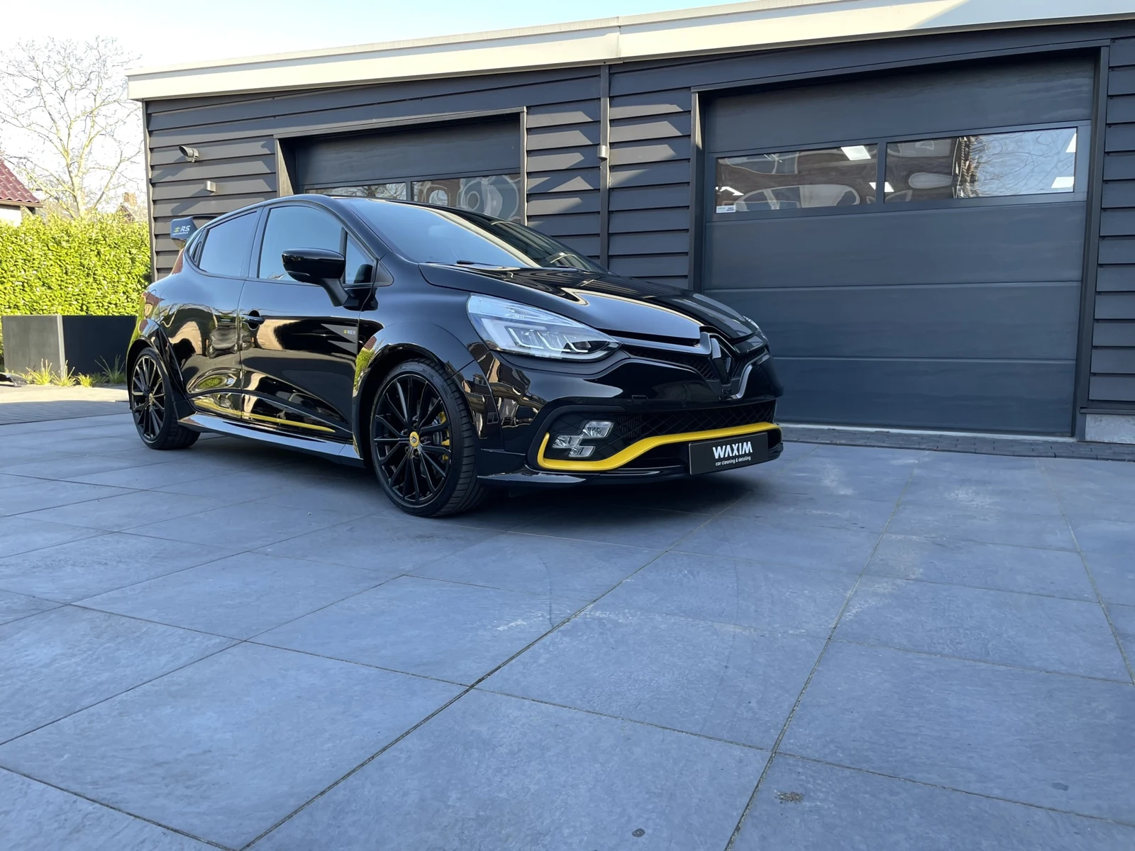 Renault Clio R.S.18, schuin van voren